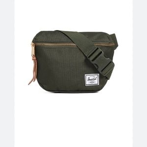Herschel waist pouch 15 (crossbody capacity)